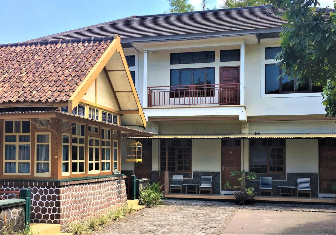 Hotel Wismancala Kaliurang Exterior photo