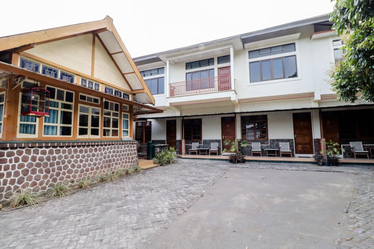 Hotel Wismancala Kaliurang Exterior photo